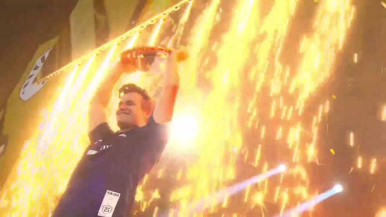 The Epic Battle: Magnus Carlsen vs Alireza Firouzja at the 2025 Esports World Cup